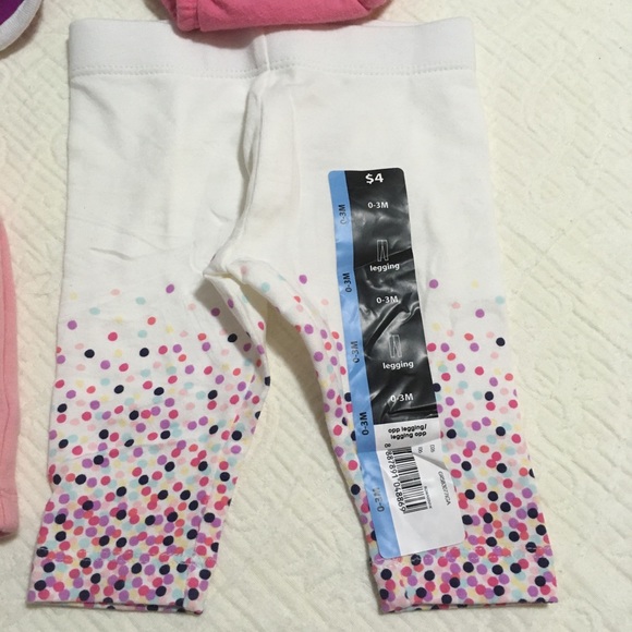 0-3m (4/$20) Summer Bottoms - Picture 2 of 7